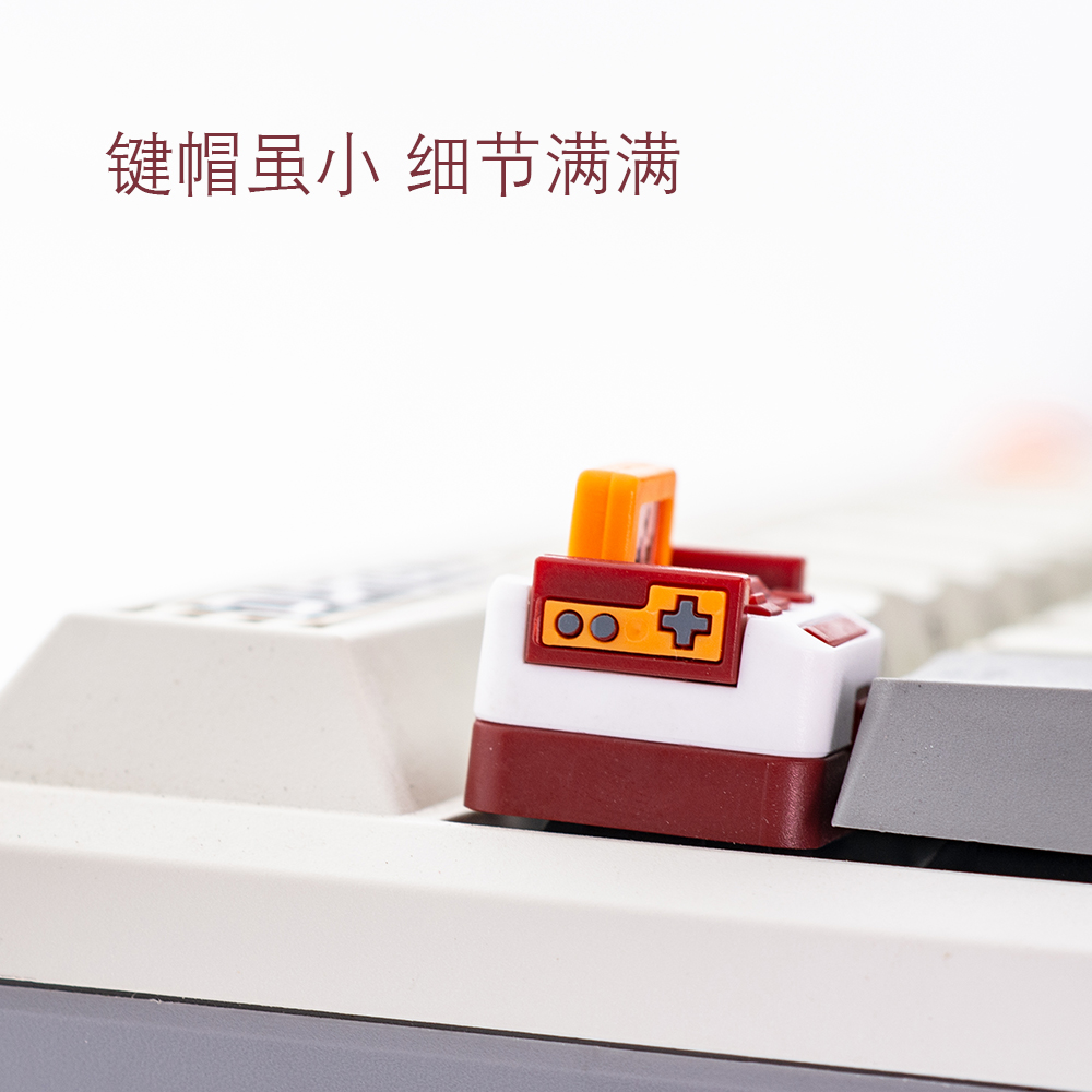 Copritasti stile console di gi - Gaming Console With Keyboard recensione e prezzo